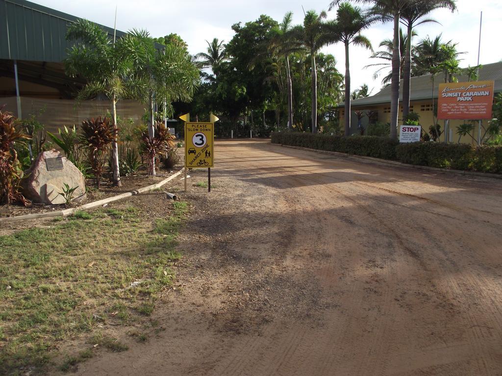 Karumba Point Sunset Caravan Park Hotel Exterior photo