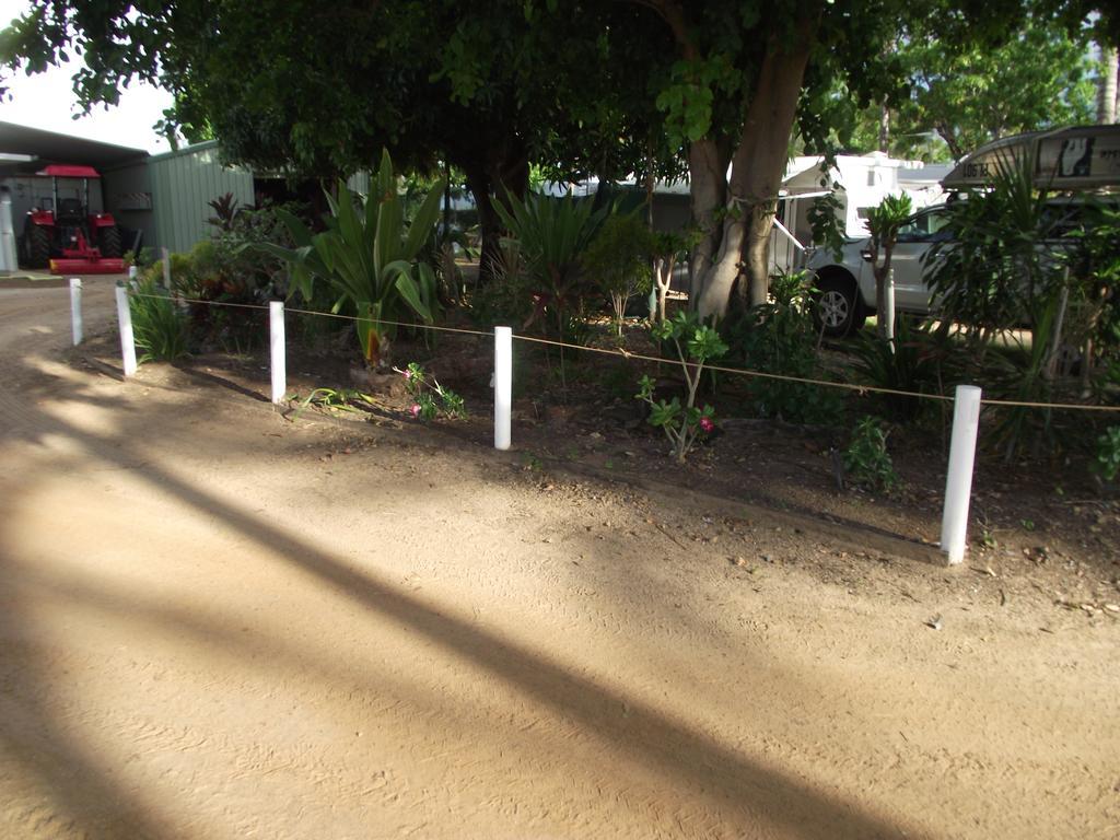 Karumba Point Sunset Caravan Park Hotel Exterior photo