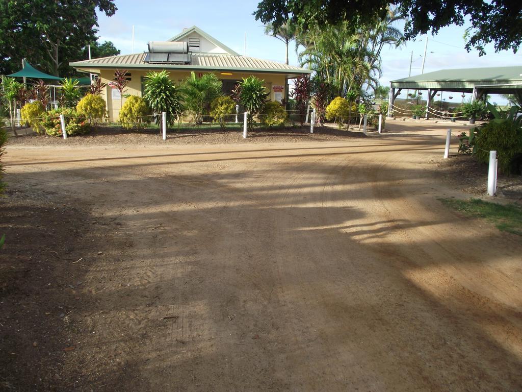 Karumba Point Sunset Caravan Park Hotel Exterior photo